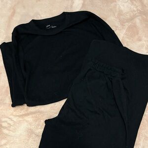 Aerie Black Long Sleeve Top and bottoms